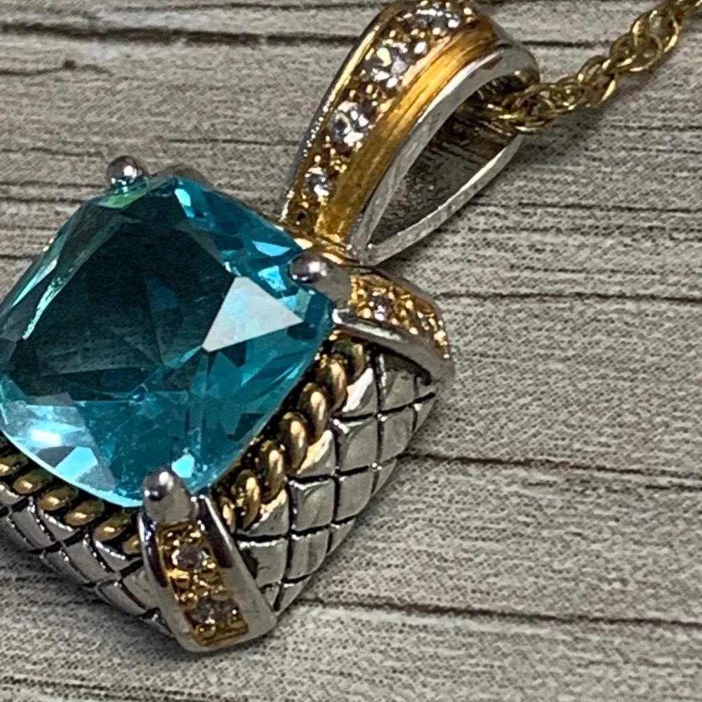 Two Tone Blue Topaz Cushion Cut Pendant Necklace Gold Silver Tone 20 Inch 4491